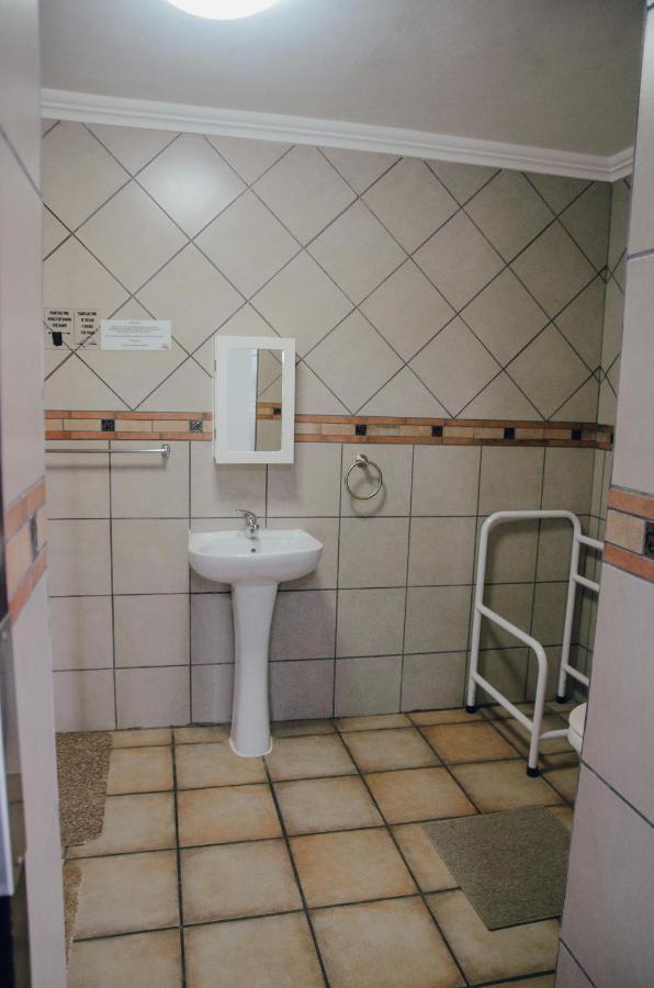 Towers Lodge Boksburg Exterior foto