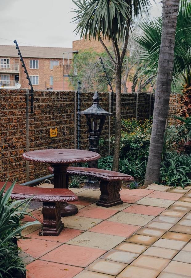 Towers Lodge Boksburg Exterior foto